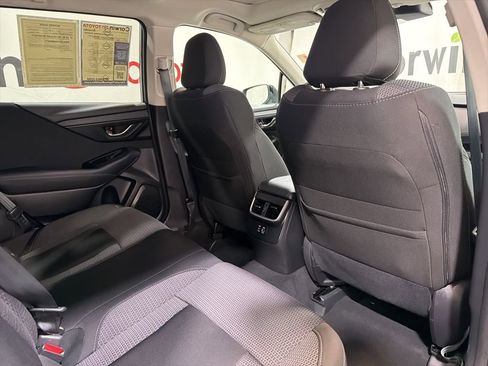 Used 2025 Subaru Outback Premium image 14
