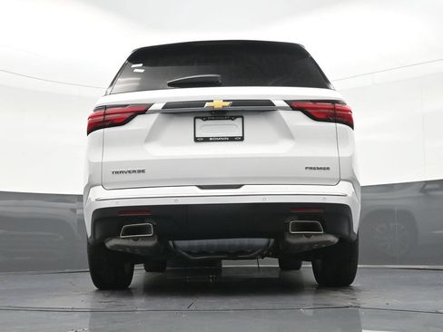 Used 2023 Chevrolet Traverse Premier FWD image 27