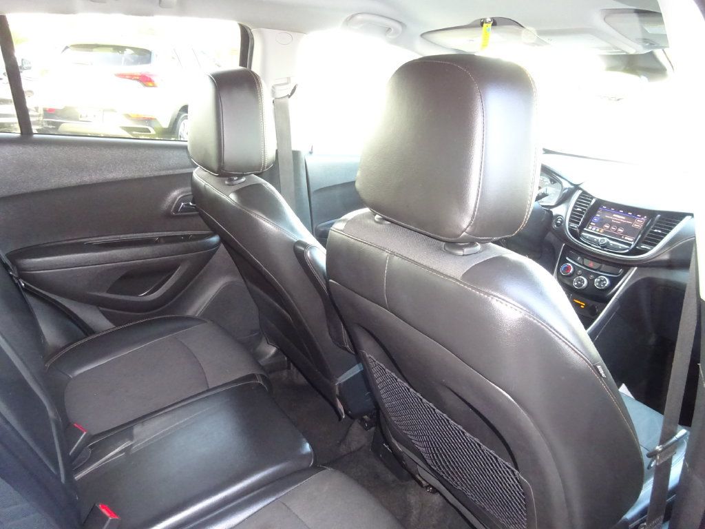 Certified 2020 Chevrolet Trax LT w/ Redline Edition FWD image 20