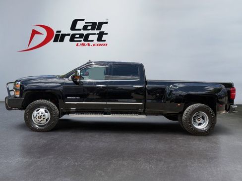 Used 2018 Chevrolet Silverado 3500 LTZ w/ Duramax Plus Package AWD/4WD image 4