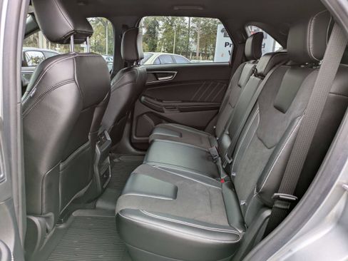 Used 2023 Ford Edge ST image 15