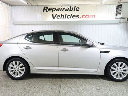 Used 2015 Kia Optima EX w/ EX Premium Package FWD image 4
