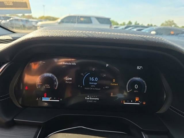 Used 2023 Jeep Grand Cherokee L Limited AWD/4WD image 10