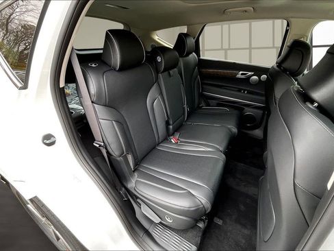 New 2026 Genesis GV80 2.5T Advanced image 10