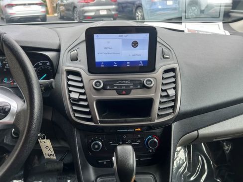 Used 2020 Ford Transit Connect XL image 26
