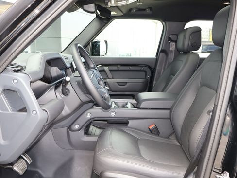 Certified 2025 Land Rover Defender 110 S AWD/4WD image 22