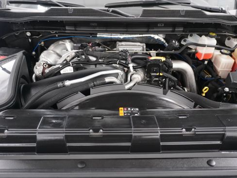 Used 2022 Chevrolet Silverado 2500 LTZ w/ LTZ Plus Package image 30