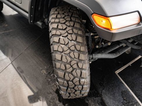 Used 2022 Jeep Wrangler Sport AWD/4WD image 50