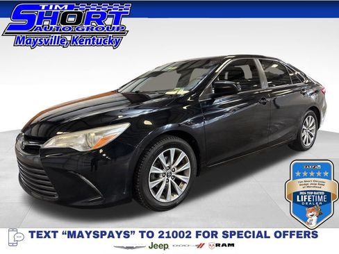 Used 2017 Toyota Camry XLE w/ Moonroof Package image 1