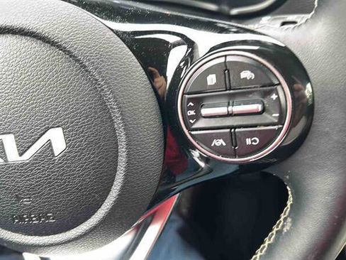 Used 2024 Kia Soul GT-Line FWD image 18
