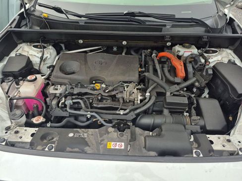 Used 2020 Toyota RAV4 Limited AWD/4WD image 11