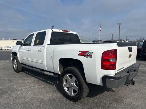 Used 2014 Chevrolet Silverado 2500 LTZ w/ Z71 Appearance Package image 4