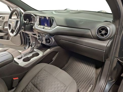 Used 2019 Chevrolet Blazer LT image 17