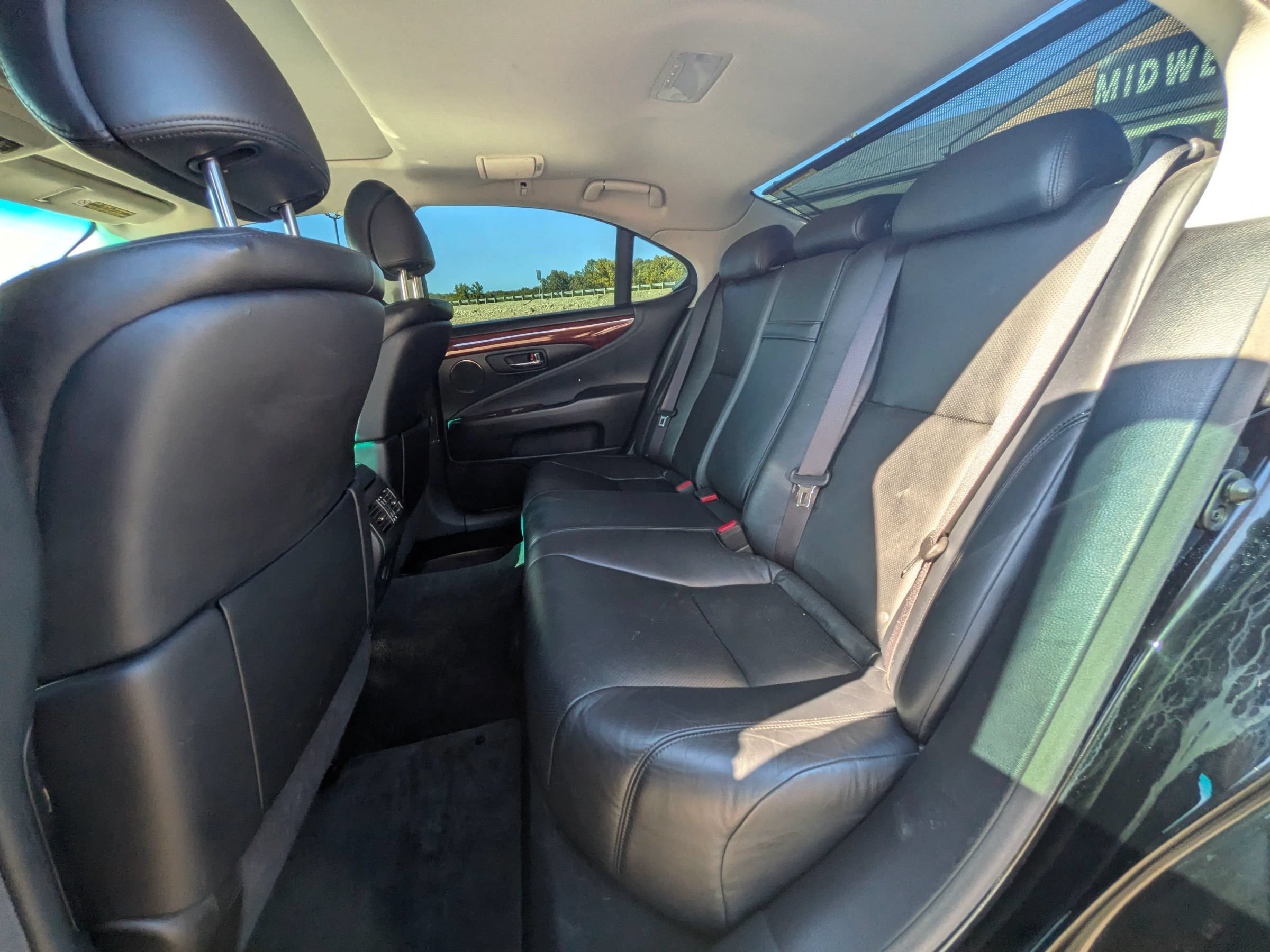 Used 2012 Lexus LS 460 AWD w/ Comfort Pkg image 28