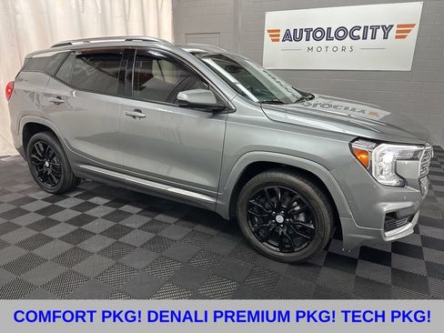 Used 2024 GMC Terrain Denali w/ Denali Premium Package AWD/4WD image 1