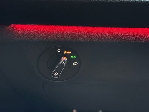 Used 2021 Volkswagen Jetta GLI image 25