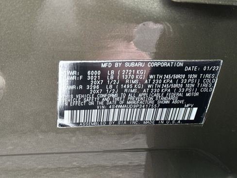 Used 2023 Subaru Ascent Limited w/ Technology Package image 29