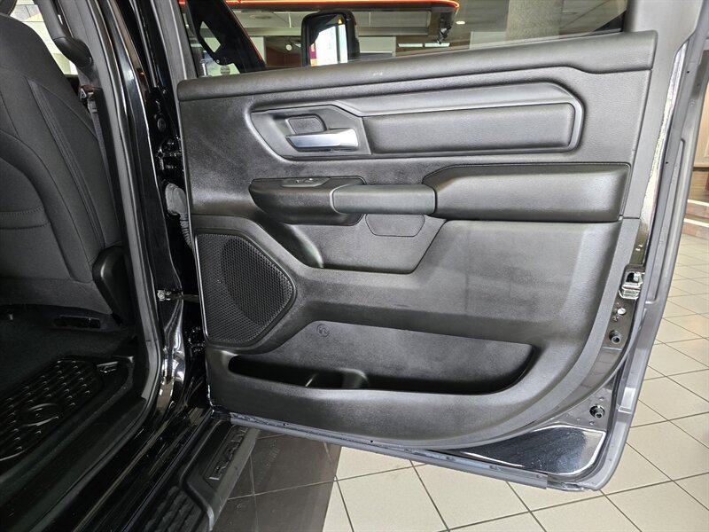 Used 2025 RAM 1500 Tradesman w/ Night Edition AWD/4WD image 15