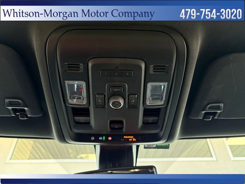 Used 2022 GMC Yukon AT4 image 36