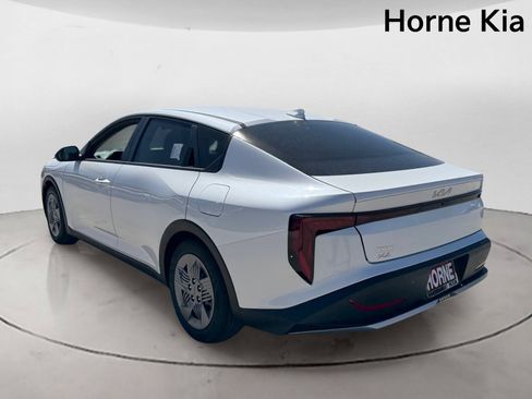New 2026 Kia K4 FWD image 5