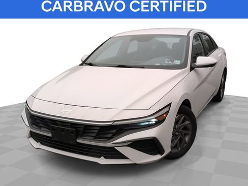 Used 2024 Hyundai Elantra SEL FWD image 1