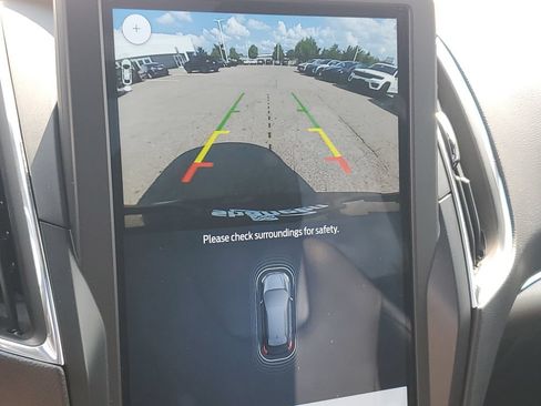 Used 2022 Ford Edge Titanium w/ Equipment Group 301A AWD/4WD image 22