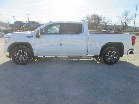 New 2026 GMC Sierra 1500 SLT w/ SLT Premium Plus Package image 10