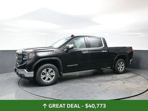 Used 2025 GMC Sierra 1500 SLT image 10
