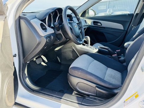 Used 2012 Chevrolet Cruze LS w/ Connectivity Package image 3
