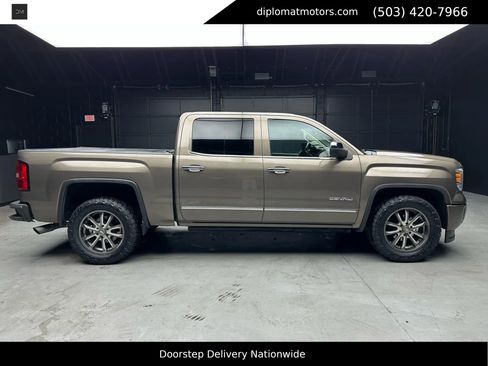 Used 2015 GMC Sierra 1500 Denali w/ Driver Alert Package image 8