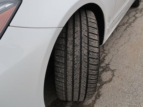 Used 2014 Mercedes-Benz E 350 Cabriolet image 41