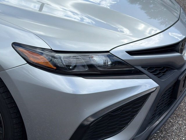 Used 2023 Toyota Camry SE FWD image 9
