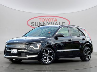 Used 2023 Kia Niro EX Touring