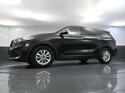 Used 2019 Kia Sorento AWD V6 image 51