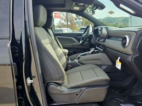 New 2026 Chevrolet Colorado ZR2 w/ Technology Package AWD/4WD image 28