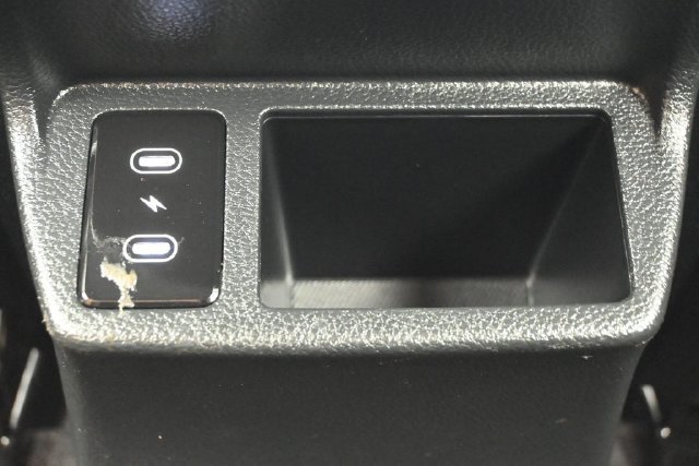 Used 2025 Kia Seltos S FWD image 9