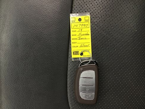 Used 2019 Hyundai Ioniq Limited image 39