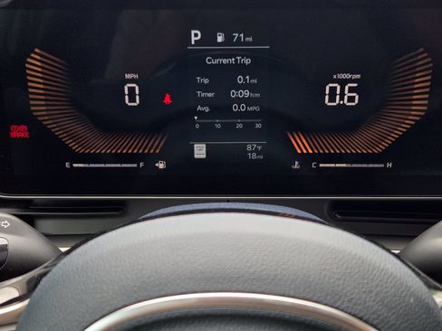 New 2026 Kia Carnival EX FWD image 13