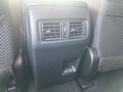 Certified 2024 Toyota 4Runner TRD Off-Road image 23