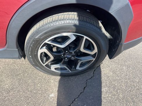 Used 2019 Subaru Crosstrek 2.0i Limited w/ Moonroof Package w/Navigation image 28