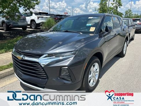 Used 2021 Chevrolet Blazer LT FWD image 1