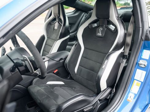 Used 2020 Ford Mustang Shelby GT500 w/ Technology Package image 27