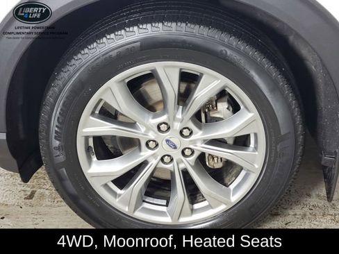 Used 2023 Ford Explorer XLT w/ Equipment Group 202A image 10