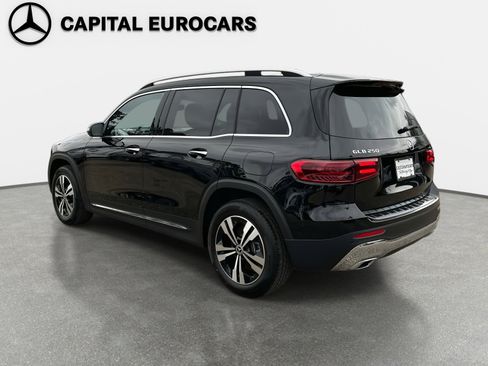 New 2026 Mercedes-Benz GLB 250 image 3