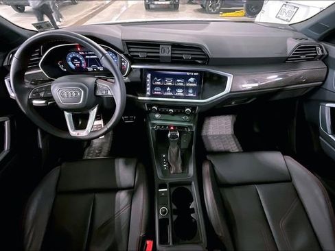 Certified 2025 Audi Q3 2.0T Premium Plus w/ Premium Plus Package image 15