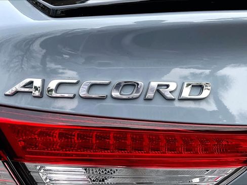 Used 2021 Honda Accord Sport image 29