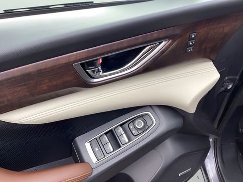 Used 2019 Subaru Ascent Touring image 15