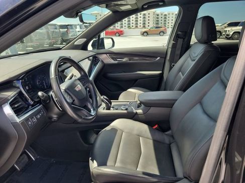 Certified 2023 Cadillac XT6 Sport w/ Technology Package AWD/4WD image 22