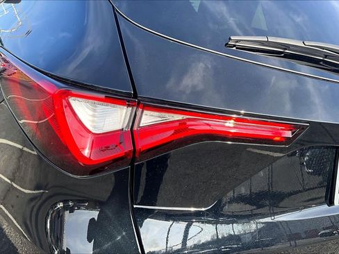 Used 2023 Acura MDX SH-AWD w/ Technology Package image 27