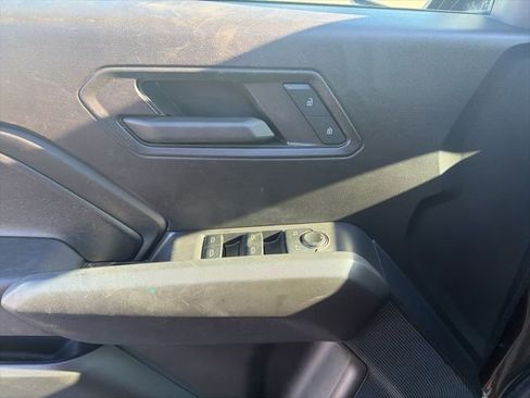 Used 2023 Chevrolet Colorado W/T image 25